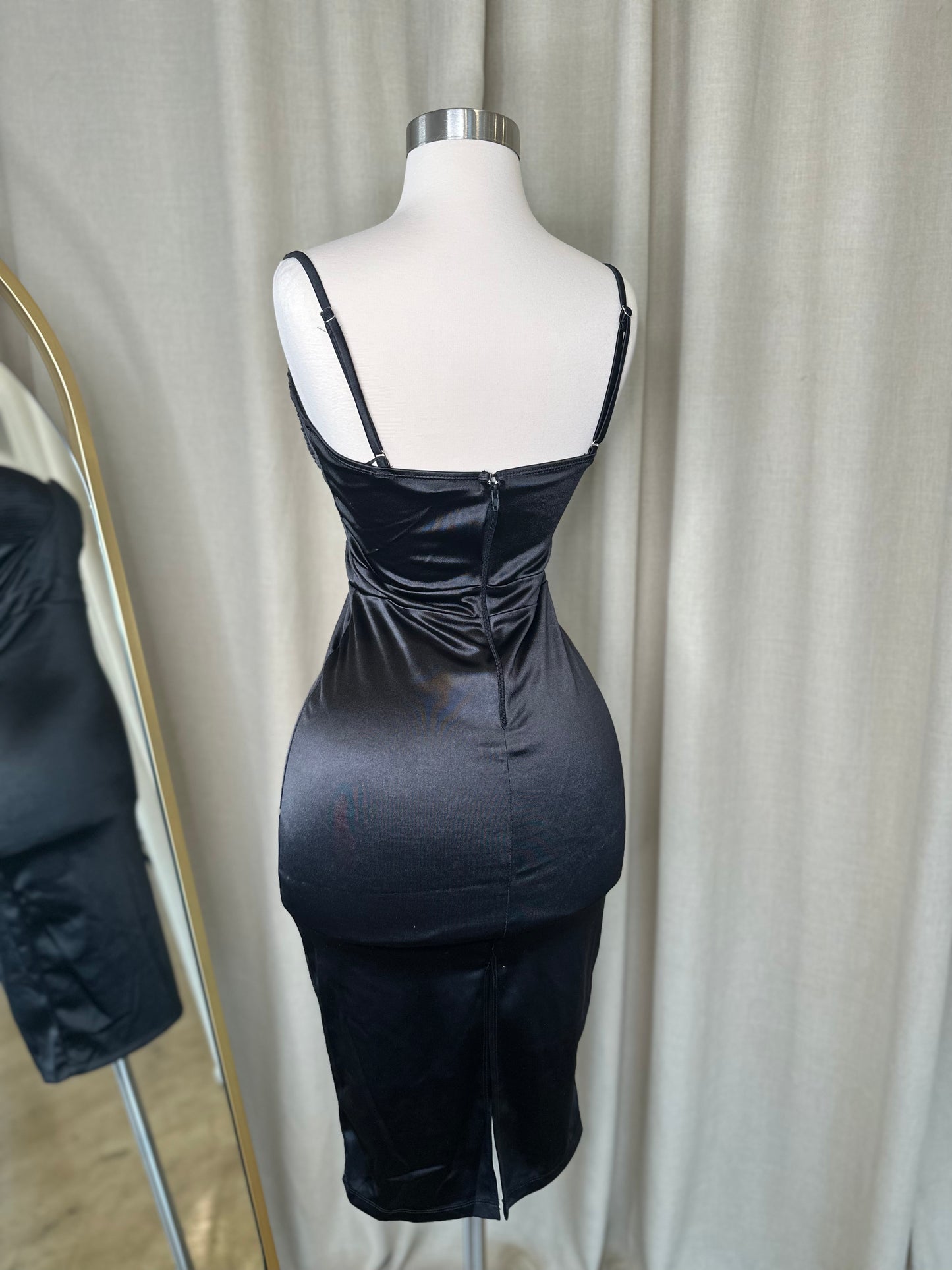 Delilah Dress - Black